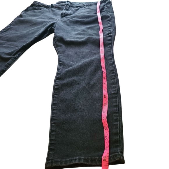 Old Navy Women’s Pop Icon Skinny Jeans 16 Short Dark Wash Mid Rise Stretch - Picture 12 of 12